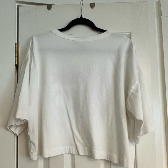 Cropped T-shirt - Picture 3 of 3